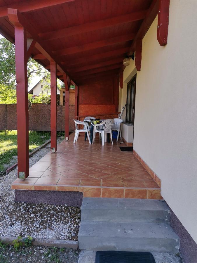 Roland Apartman Balatonlelle Exterior foto
